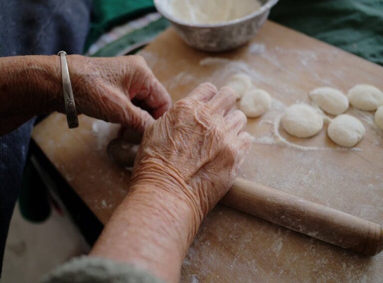 How to Make Hingagyi