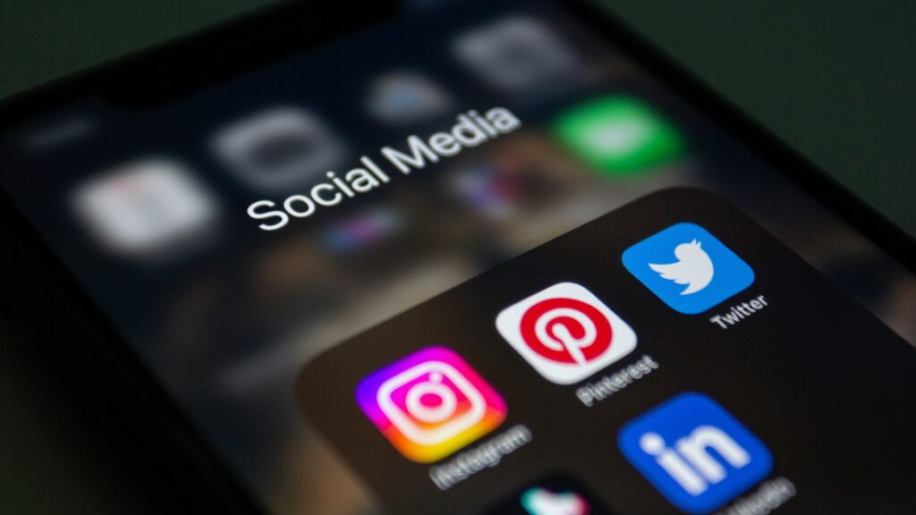 How Memes Help Brands Connect With Audiences in the Social Media Age